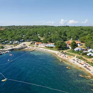https://solaris-camping-resort-fkk.in-istria.net